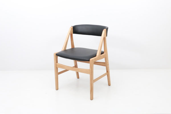 Model 31 Comfort Chair - Nathan Rhodes Design Co. Ltd.